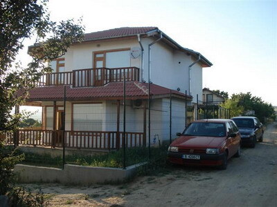 Болгария Варна Загородный двухэтажный дом люкс с бассейном для продажи на Черноморском побережье