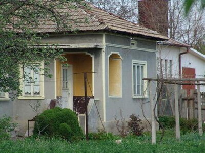 Болгария, Дом для продажа с 5 комнаты - в маленькой деревне