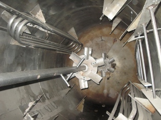Реактора 1м3;2,5 м3; 5 м3; 10 м3; 16 м3 аппараты с перемешивающим устройством